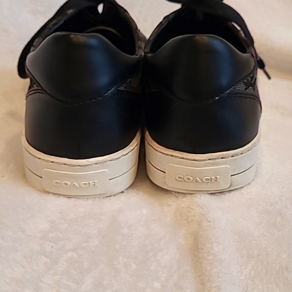 Coach shoes 8.5 - Picture 6 of 10
